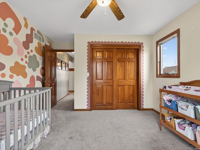 11203 Glenbarr Drive, Fort Wayne, IN 46818