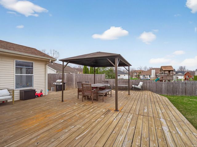 11203 Glenbarr Drive, Fort Wayne, IN 46818