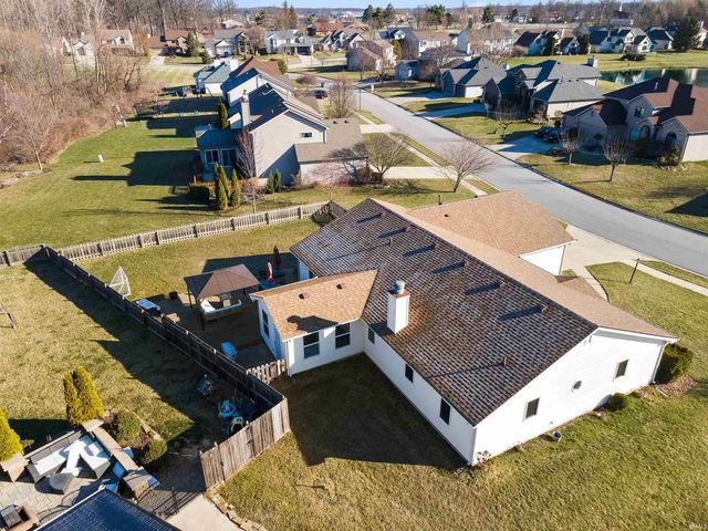 11203 Glenbarr Drive, Fort Wayne, IN 46818