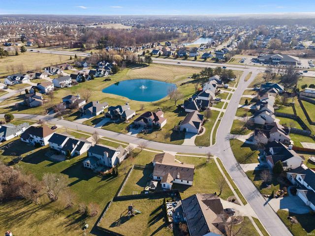 11203 Glenbarr Drive, Fort Wayne, IN 46818