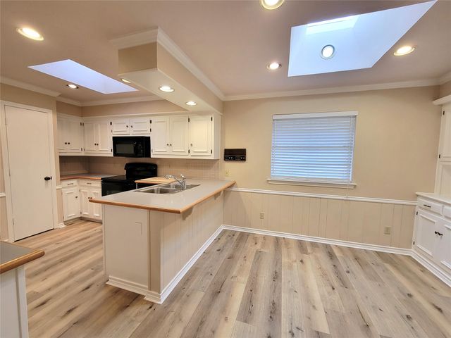 6821 Ledyard Drive, Dallas, TX 75248