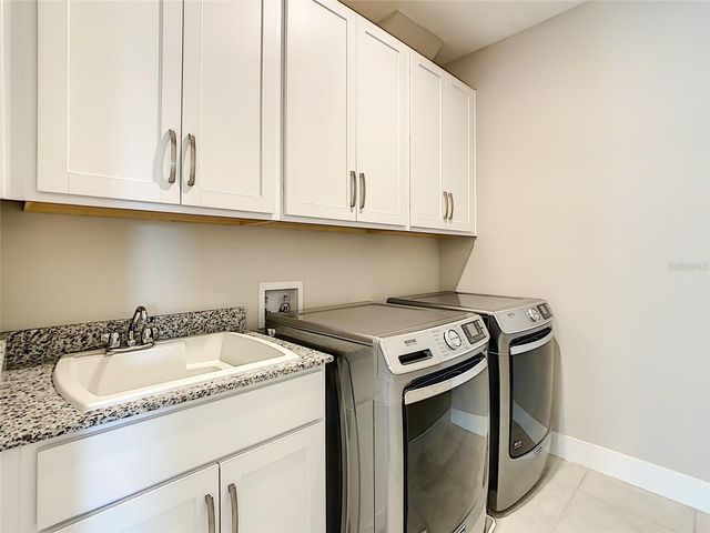 7542 ALPINE BUTTERFLY LANE, Orlando, FL 32819