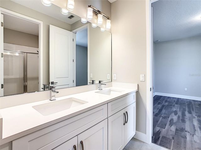 7542 ALPINE BUTTERFLY LANE, Orlando, FL 32819