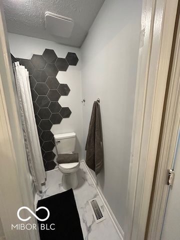 6805 E County Road 100 S, Avon, IN 46123