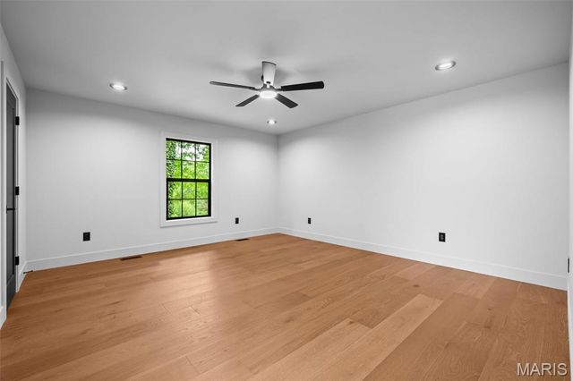 5339 Autumnwinds Drive, Oakville, MO 63129