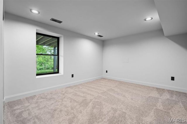 5339 Autumnwinds Drive, Oakville, MO 63129