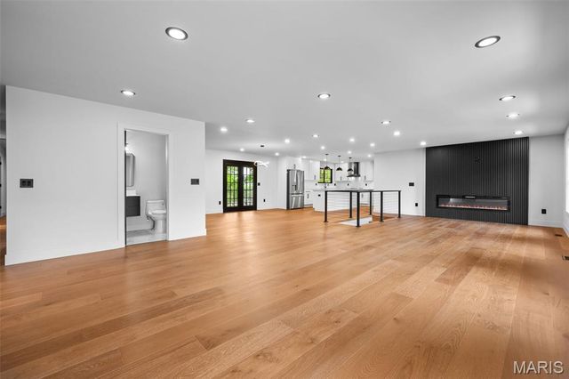 5339 Autumnwinds Drive, Oakville, MO 63129