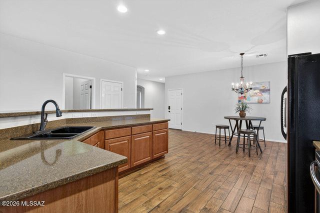 446 W Calle Cajeta, Sahuarita, AZ 85629