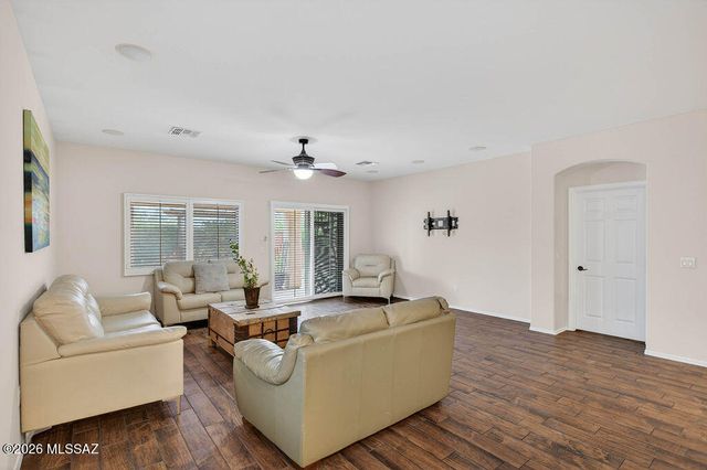 446 W Calle Cajeta, Sahuarita, AZ 85629