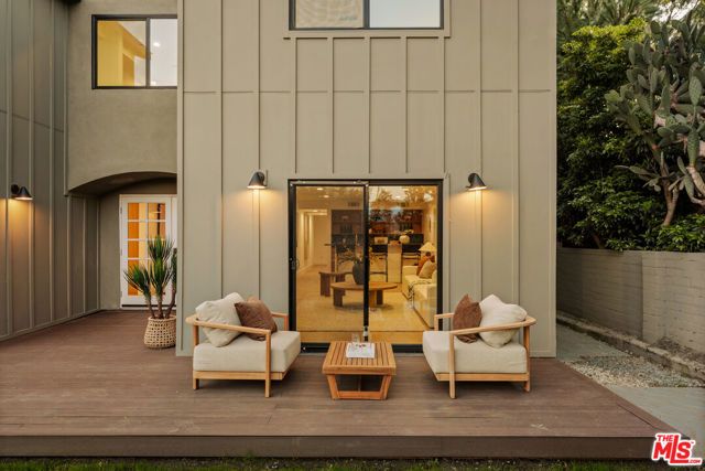 4628 Berryman, Los Angeles, CA 90230