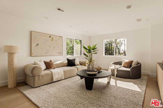 4628 Berryman, Los Angeles, CA 90230