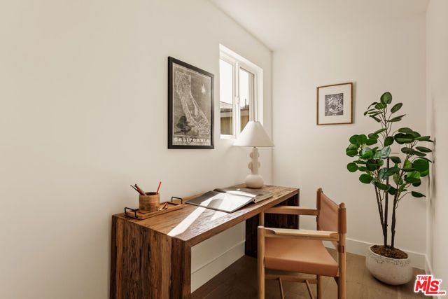 4628 Berryman, Los Angeles, CA 90230