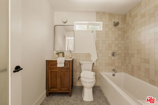 4628 Berryman, Los Angeles, CA 90230