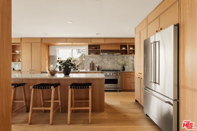 4628 Berryman, Los Angeles, CA 90230