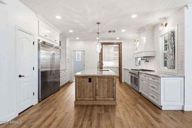 3829 E PACKARD Drive, Gilbert, AZ 85298