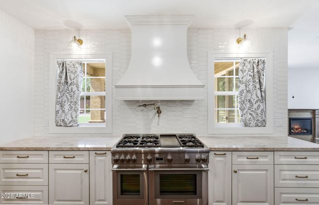 3829 E PACKARD Drive, Gilbert, AZ 85298