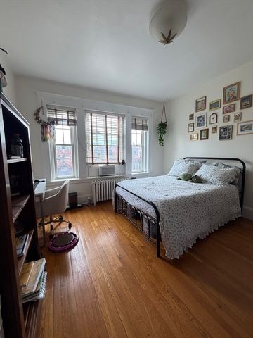 520 Beacon 6D, Boston, MA 02116