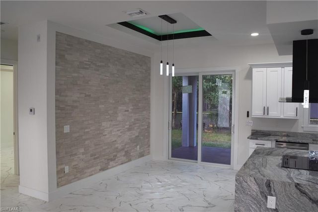 6050 Moss CIR N, Labelle, FL 33935