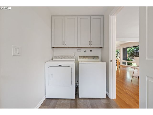 8450 Sw 89TH Ave, Portland, OR 97223