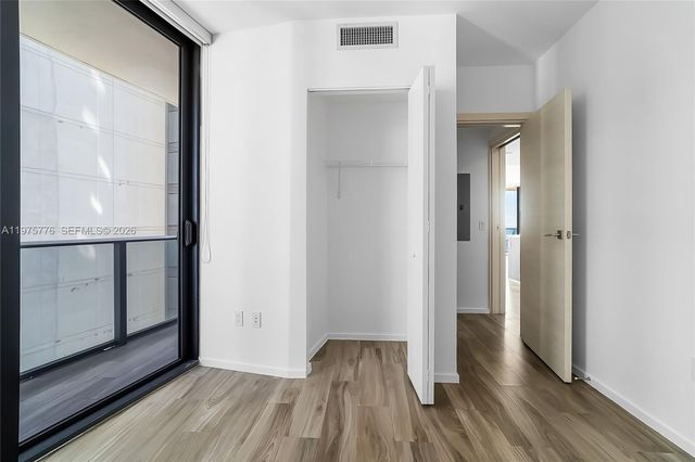 801 S Miami Ave 3704, Miami, FL 33130