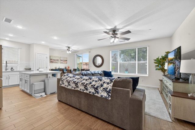 1794 N Carriage Avenue, Fresno, CA 93727