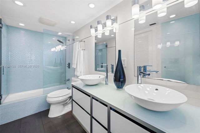 9 Island Ave 610, Miami Beach, FL 33139