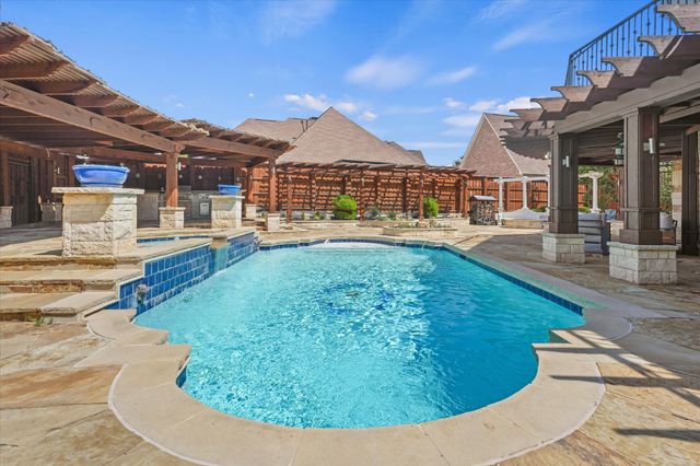 2601 Sir Gawain Lane, Lewisville, TX 75056