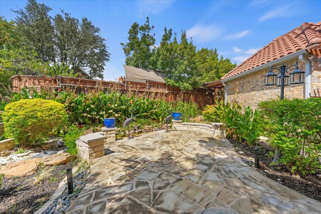 2601 Sir Gawain Lane, Lewisville, TX 75056