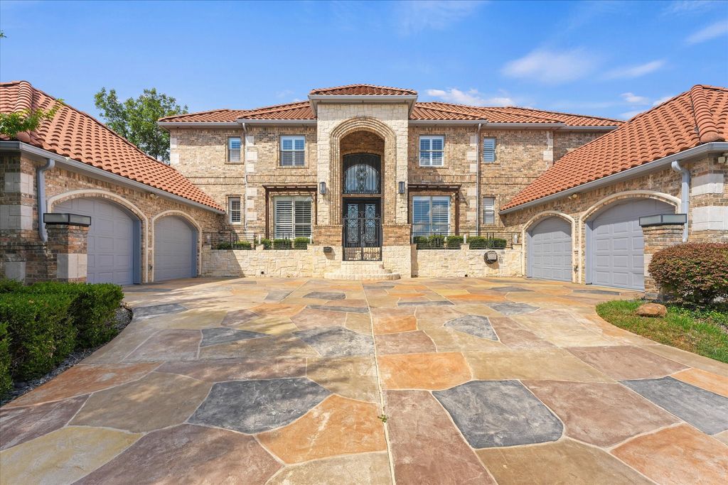 2601 Sir Gawain Lane, Lewisville, TX 75056
