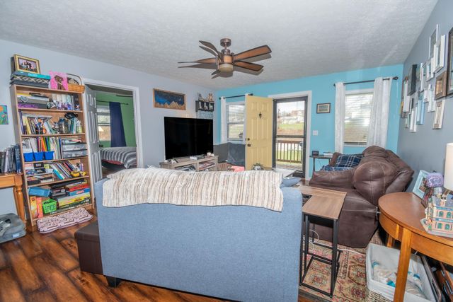 1025 Butler Circle, Olive Hill, KY 41164