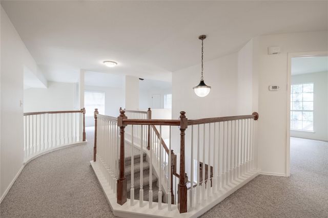 7208 Gentle Oak DR, Austin, TX 78749