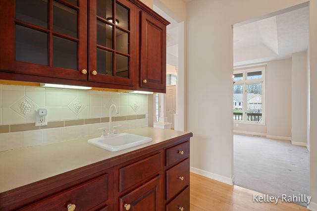 7500 Cloudberry Lane NE, Belmont, MI 49306