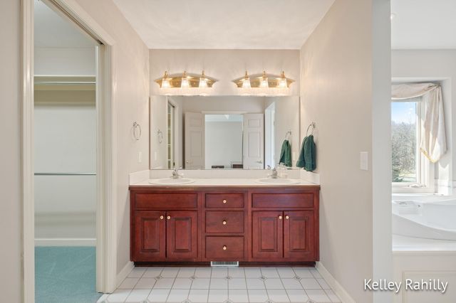 7500 Cloudberry Lane NE, Belmont, MI 49306