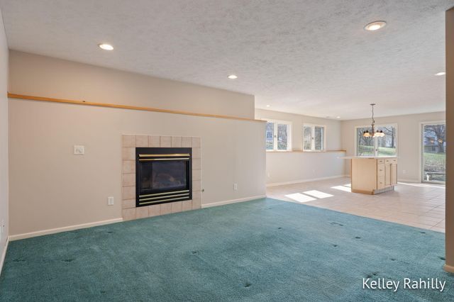 7500 Cloudberry Lane NE, Belmont, MI 49306