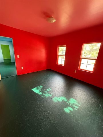 427 E Main Street, Burr Oak, MI 49030