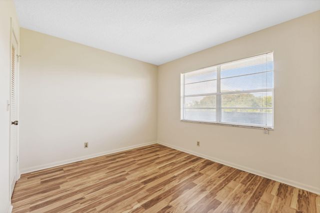 1638 Embassy Drive 410, West Palm Beach, FL 33401