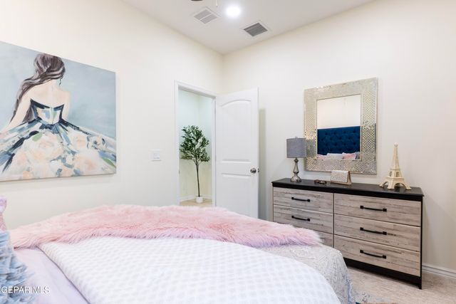 12252 Costa Brava, El Paso, TX 79938