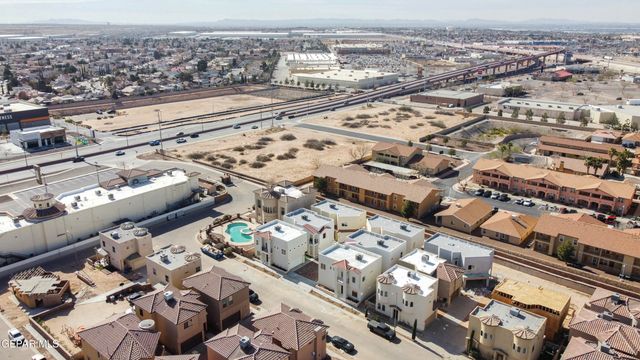 12252 Costa Brava, El Paso, TX 79938