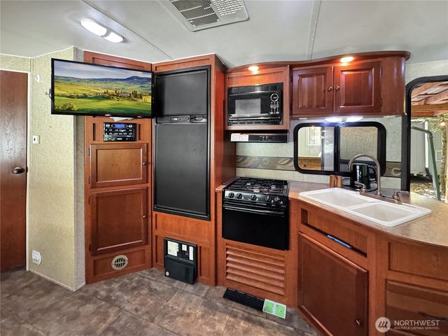 107 5 Big River Boulevard, Deming, WA 98244
