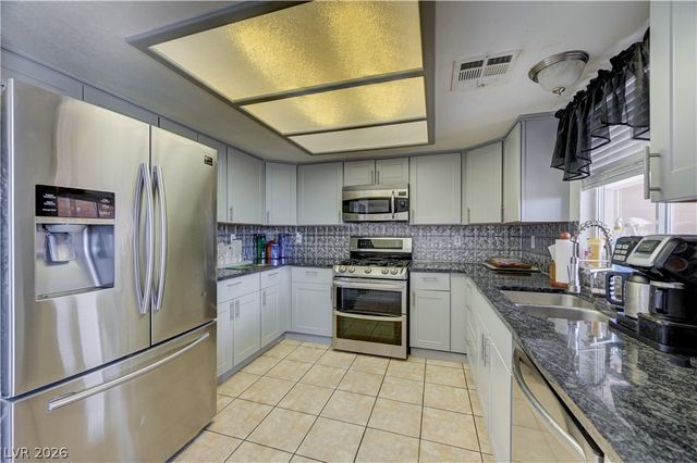 424 Tiger Lily Way, Henderson, NV 89015