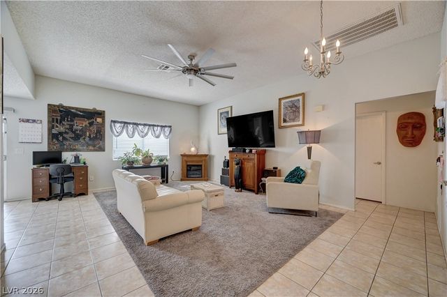 424 Tiger Lily Way, Henderson, NV 89015