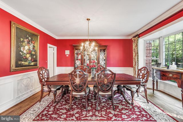 1104 SAFA ST, Herndon, VA 20170