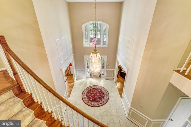 1104 SAFA ST, Herndon, VA 20170