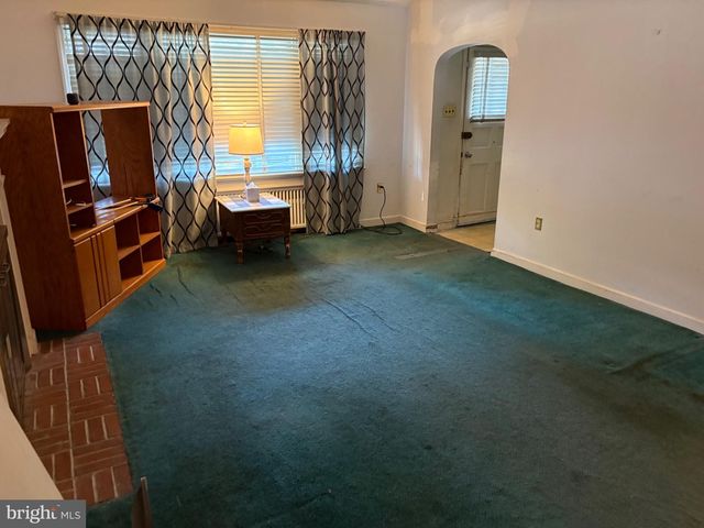 105 W KNOWLES AVENUE AVE, Glenolden, PA 19036