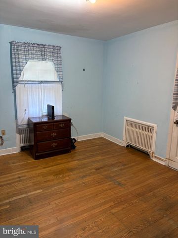 105 W KNOWLES AVENUE AVE, Glenolden, PA 19036