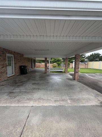 54 Cobblestone East, Houma, LA 70360