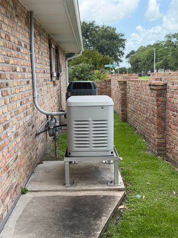 54 Cobblestone East, Houma, LA 70360