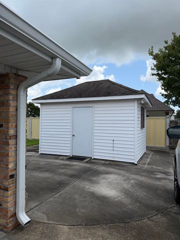 54 Cobblestone East, Houma, LA 70360