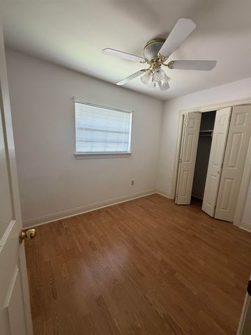 54 Cobblestone East, Houma, LA 70360