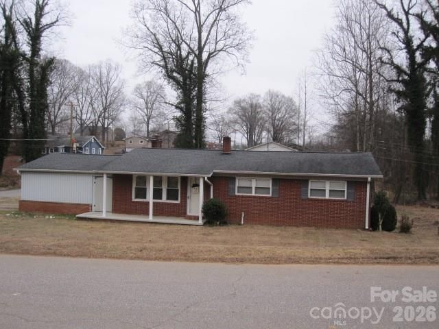 1836 31st Street NE, Hickory, NC 28601